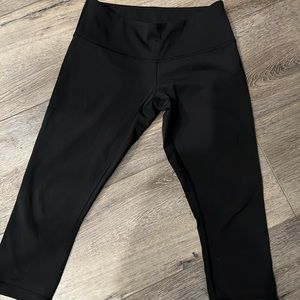 Lulu lemon wonder under crops